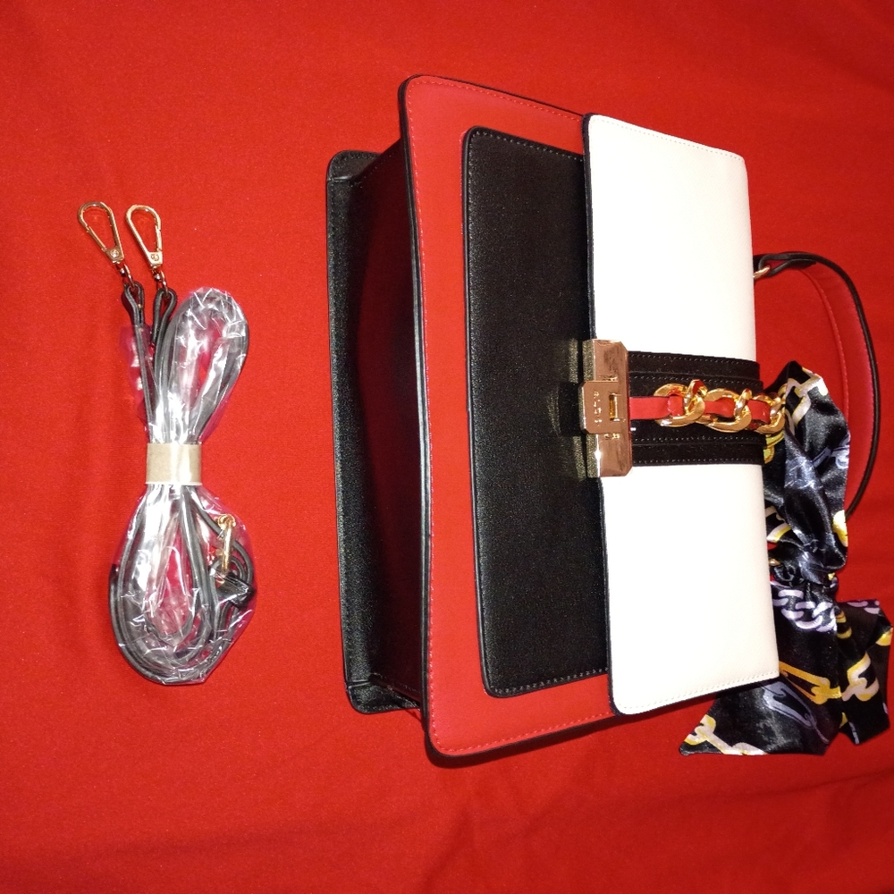 Authentic NEW - Picture 5 of 9